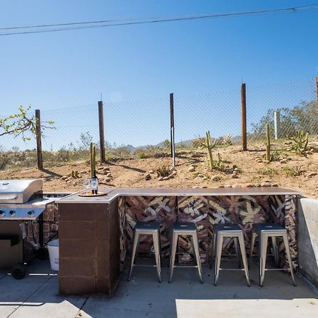 Hot Tub, Games, King Bed, Fire Pit, Bbq Grill, Minutes From National Park And Views Villa Joshua Tree Luaran gambar
