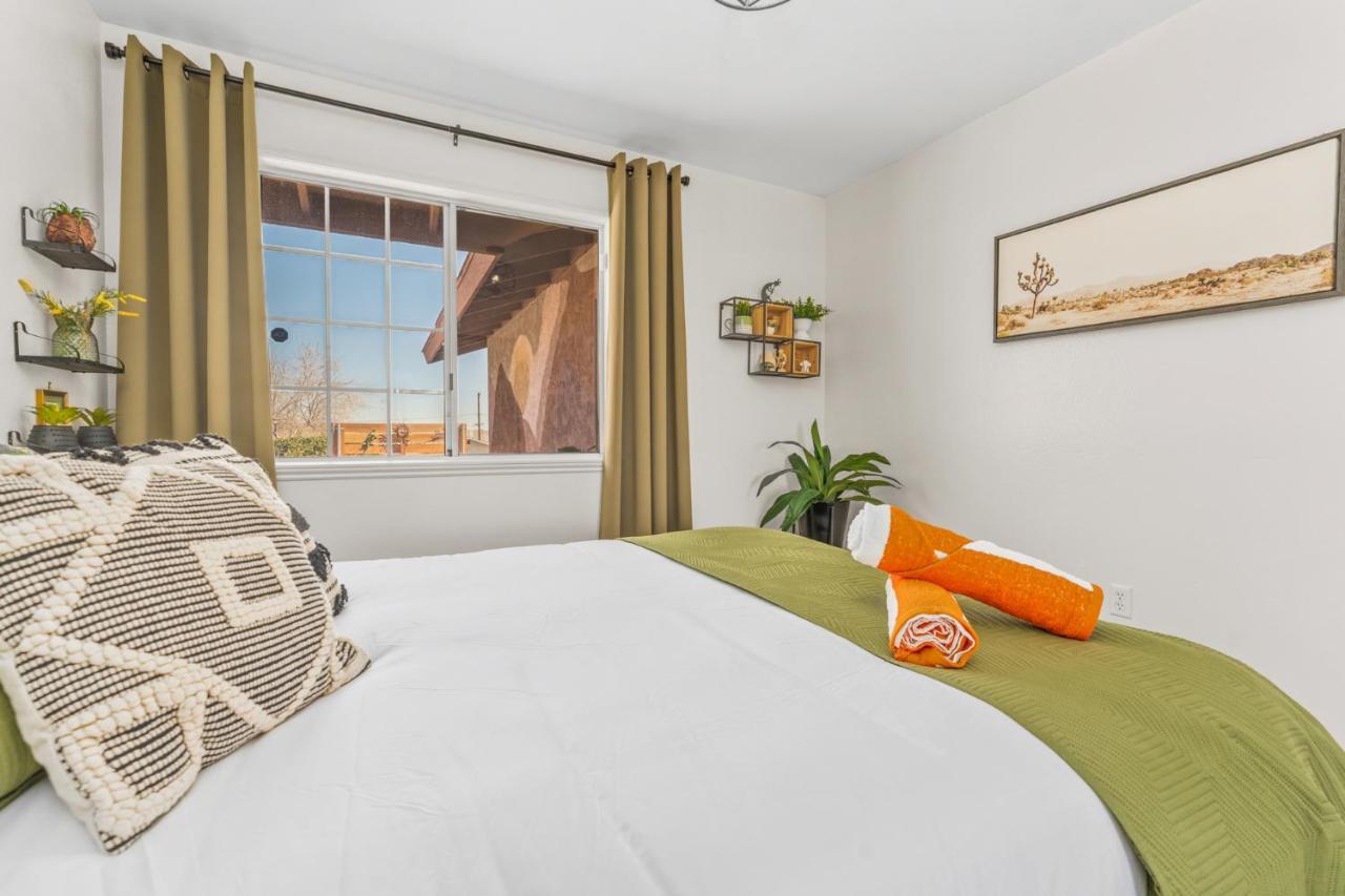 Hot Tub, Games, King Bed, Fire Pit, Bbq Grill, Minutes From National Park And Views Villa Joshua Tree Luaran gambar
