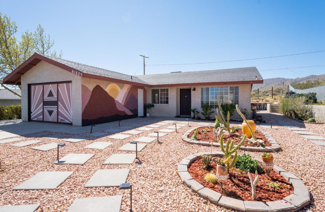 Hot Tub, Games, King Bed, Fire Pit, Bbq Grill, Minutes From National Park And Views Villa Joshua Tree Luaran gambar