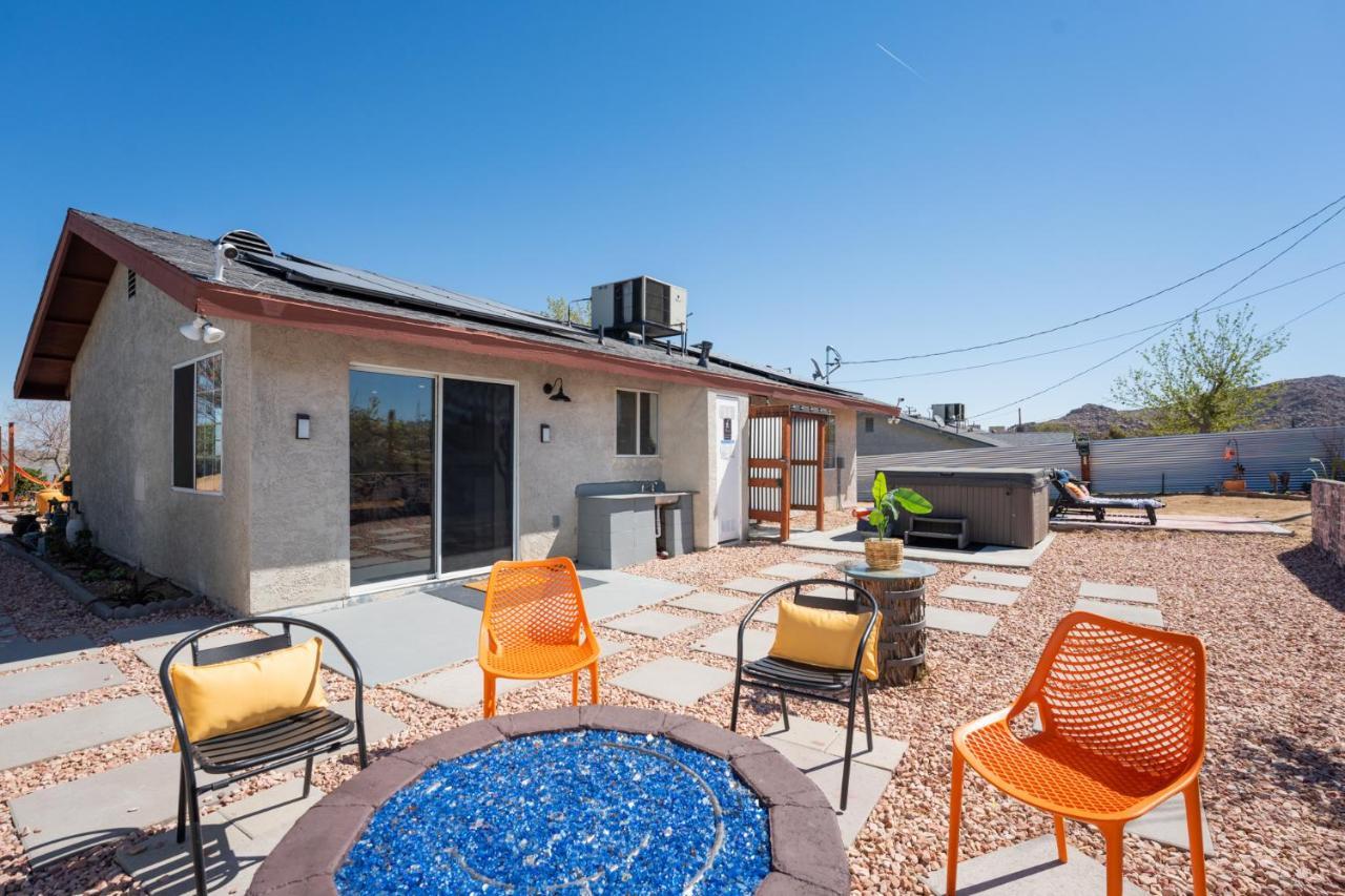 Hot Tub, Games, King Bed, Fire Pit, Bbq Grill, Minutes From National Park And Views Villa Joshua Tree Luaran gambar